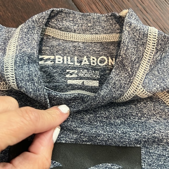 Billabong/quicksilver swim shirt - Picture 2 of 2